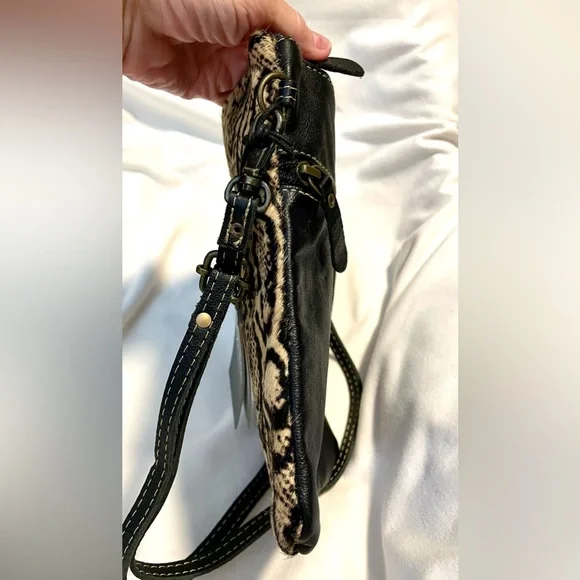 *NWT* Myra Bag Faux Snakeskin Print & Black Cowhide Leather - Small Crossbody - Picture 2 of 7